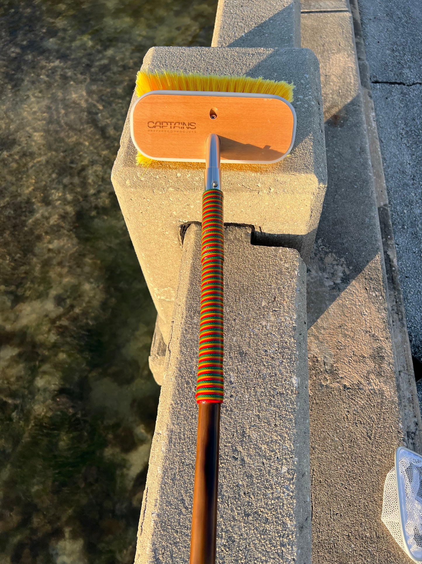 Calcutta Bamboo Boat Brush